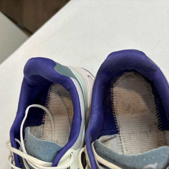 On Running Cloudvista Cloud Shoe Sneakers Women's 11 Run Walk Comfort Work - Picture 10 of 12